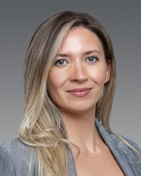 Photo of Lindsay Kosnik.